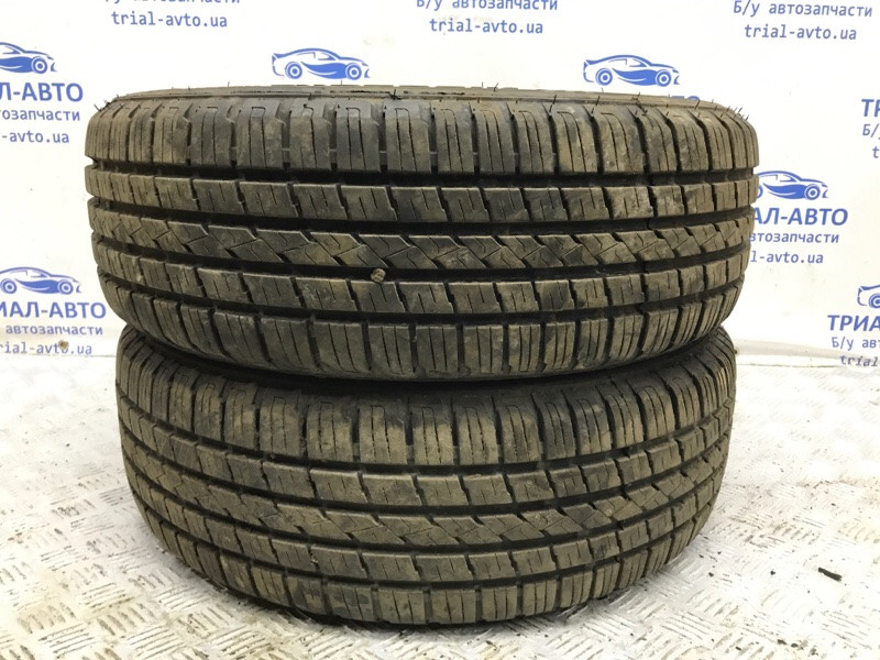 Шины 2шт r17 (б/у) Киев - изображение 1