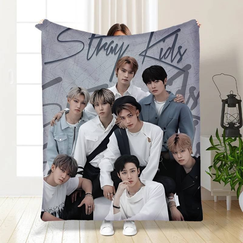 Плед 3D Stray Kids №4 3375_A 15789 160х200 см Київ - зображення 1