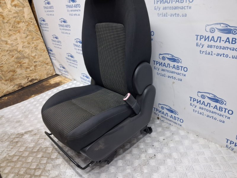 Сиденье переднее правое Chevrolet Captiva C100 2.4 БЕНЗИН Z24SED 2006 (б/у) Київ - зображення 5