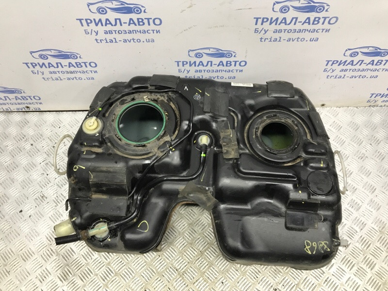 Бак топливный пластик Chevrolet Captiva C140 2.2 ДИЗЕЛЬ 2006 (б/у) Киев - изображение 2