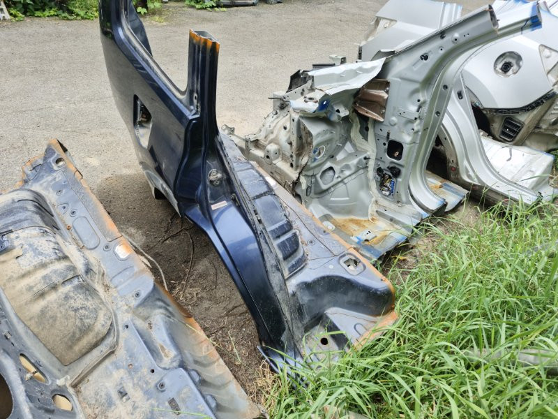 Четверть автомобиля задняя правая Mitsubishi Pajero Wagon 4 3.2 ДИЗЕЛЬ 4M41 2006 (б/у) Киев - изображение 5