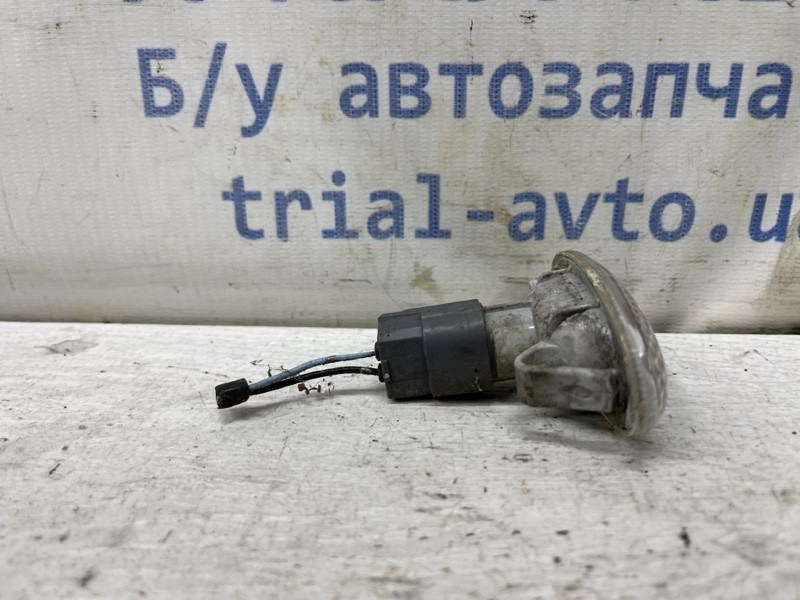 Повторитель поворотника Mazda 3 2003-2009 GJ6A-51-120D (Арт. 81629) Київ - зображення 2