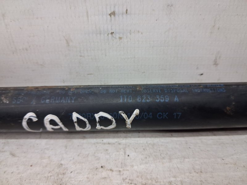 Амортизатор капота Volkswagen Caddy 2K 1.9 DIESEL BJB 2003 (б/у) Киев - изображение 4