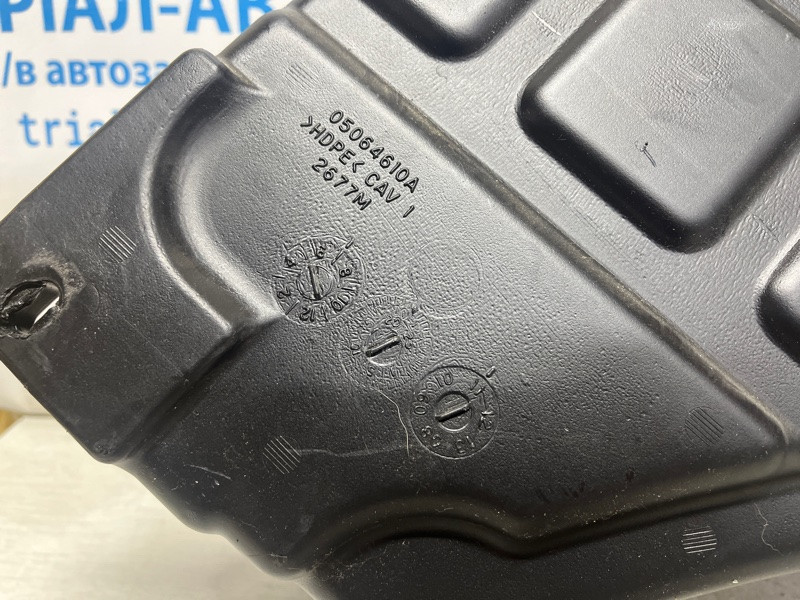 Сабвуфер Jeep Grand Cherokee WK2 3.6 БЕНЗИН ERB 2010 (б/у) Киев - изображение 5