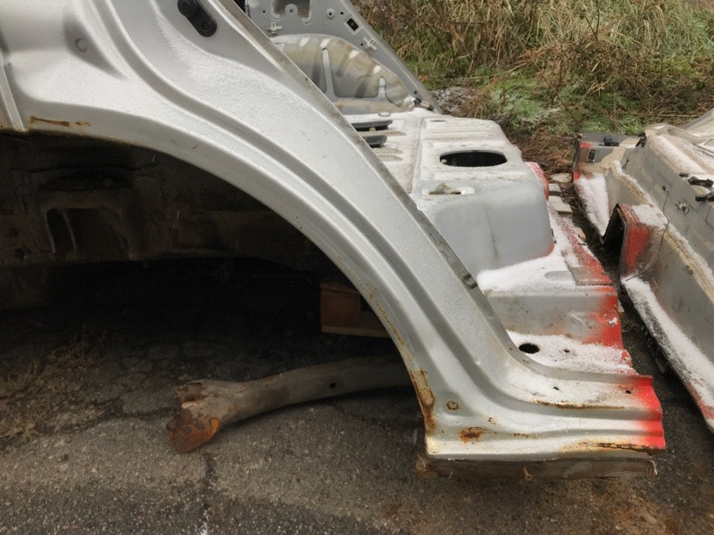 Четверть автомобиля задняя правая Mitsubishi Pajero Wagon 3 3.2 ДИЗЕЛЬ 4M41 1999 (б/у) Киев - изображение 3