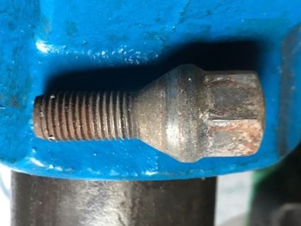 Бу болт колёсный Renault 8200030701, M12/1.5/26 ключ 19 Кропивницький - зображення 1