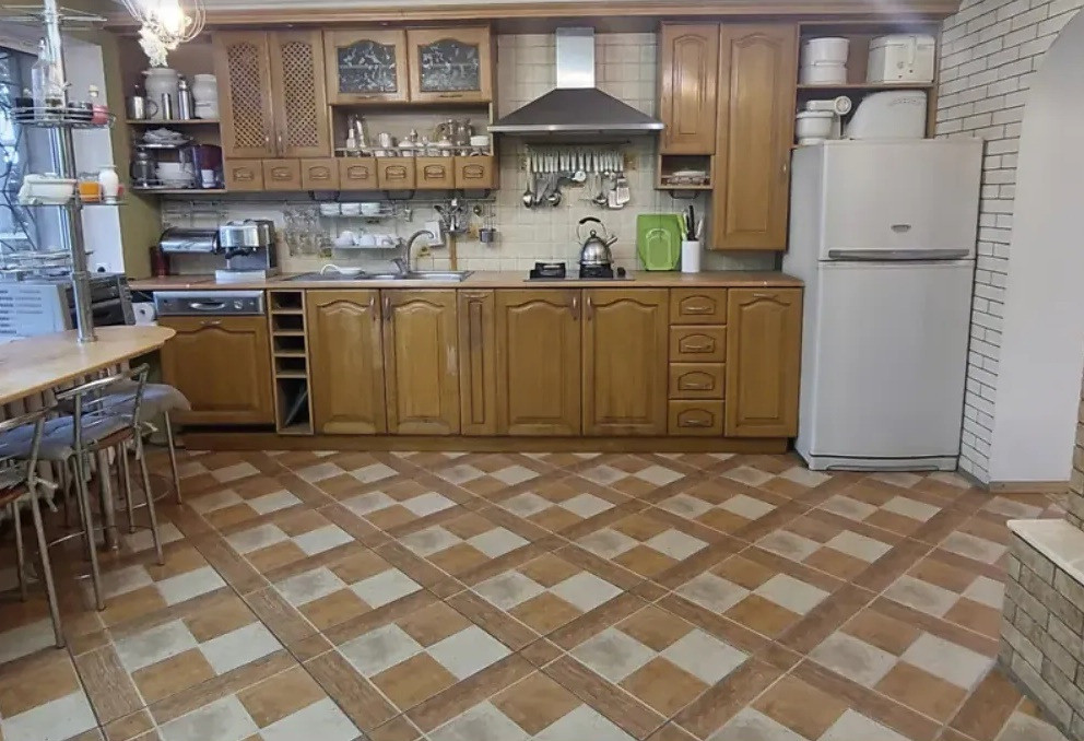 Продам. Будинок 290 м.кв. 20 соток. 12-й квартал, вул. Оранжева Днепр - изображение 2