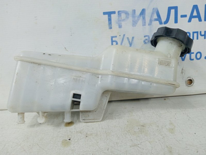 Бачок главного тормозного цилиндра Kia Sportage SL 1.7 DIESEL D4FD 2010 (б/у) Київ - зображення 2