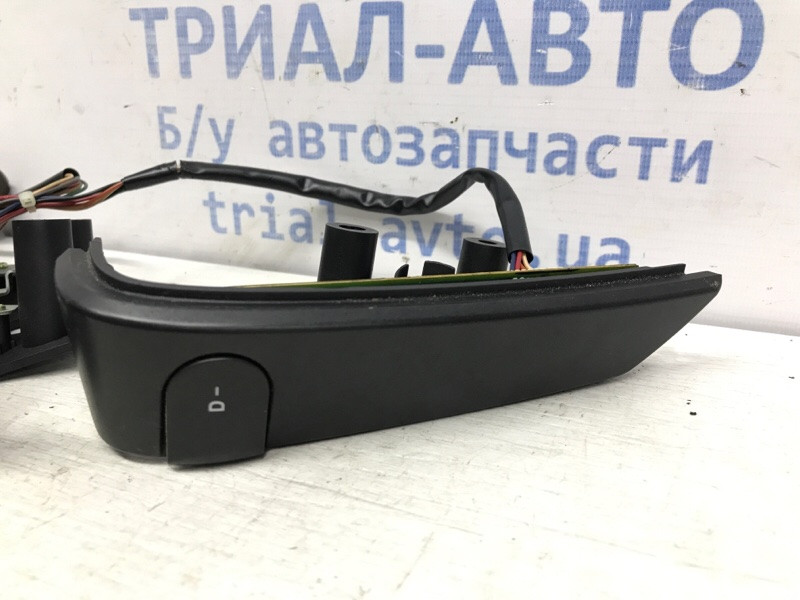 Кнопки руля SsangYong Kyron 2005-2016 8915009551 (Арт. 45799) Київ - зображення 2