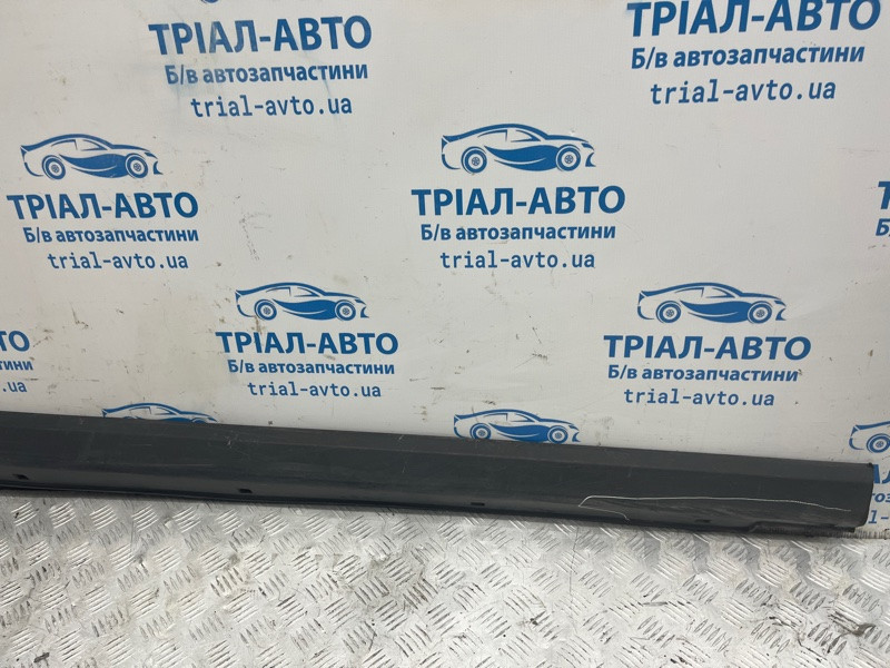 Накладка порога внешняя правая Kia Sorento UM 2.4 БЕНЗИН G4KJ 2014 (б/у) Киев - изображение 3