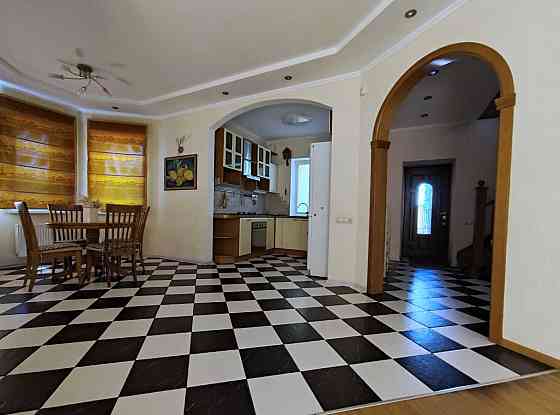 долгосрочная аренда 4-к дом Киево-Святошинский, Софиевская Борщаговка, 65000 грн./мес. 