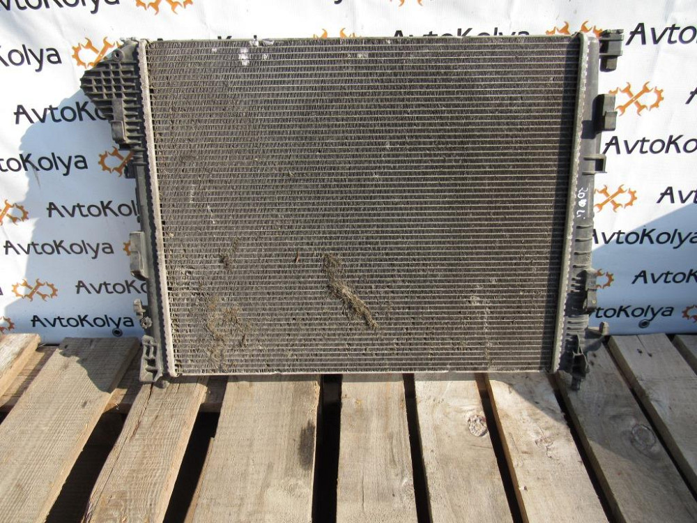 Радиатор охлаждения двигателя Opel Vivaro 2.0 dCi 2007-2010 (8200411166) Ковель - зображення 2