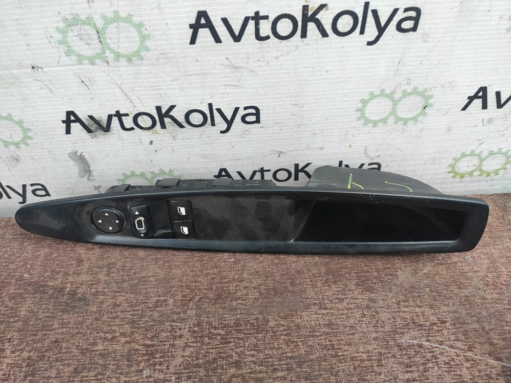Кнопка стеклоподъемника Citroen C4 2004-2010 (9651464277) Ковель - зображення 1