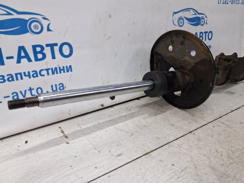 Амортизатор задний Toyota Camry XV30 3.0 БЕНЗИН 1MZFE 2001 лев. (б/у) Киев - изображение 1