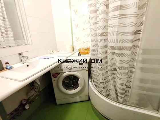 Оренда 2 к кв., А. Вербицького,, метро Вирлиця 10 хв пішки код:1180941 Київ