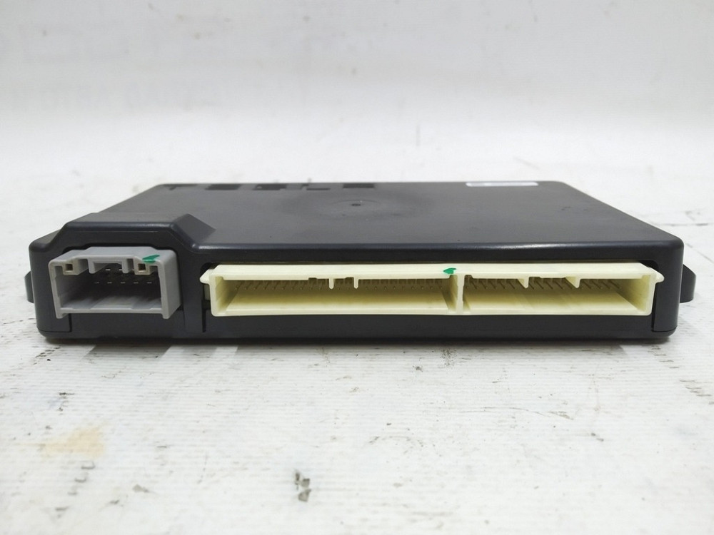 Блок управления двери задней левой/правой REV01 Tesla model X 1045490-00-H Київ - зображення 3