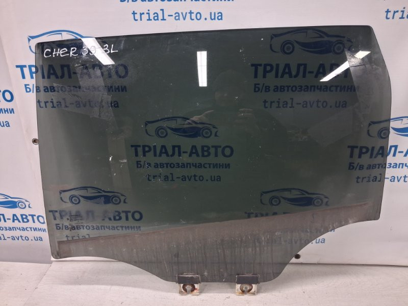 Стекло двери заднее левое Jeep Cherokee KL 2.4 БЕНЗИН ED6 2013 (б/у) Київ - зображення 1