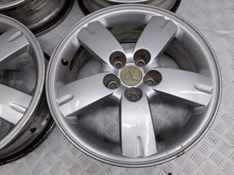 Диски титан комплект R17 Mitsubishi Outlander CU 2.4 БЕНЗИН 4G69 2003 (б/у) Киев - изображение 5