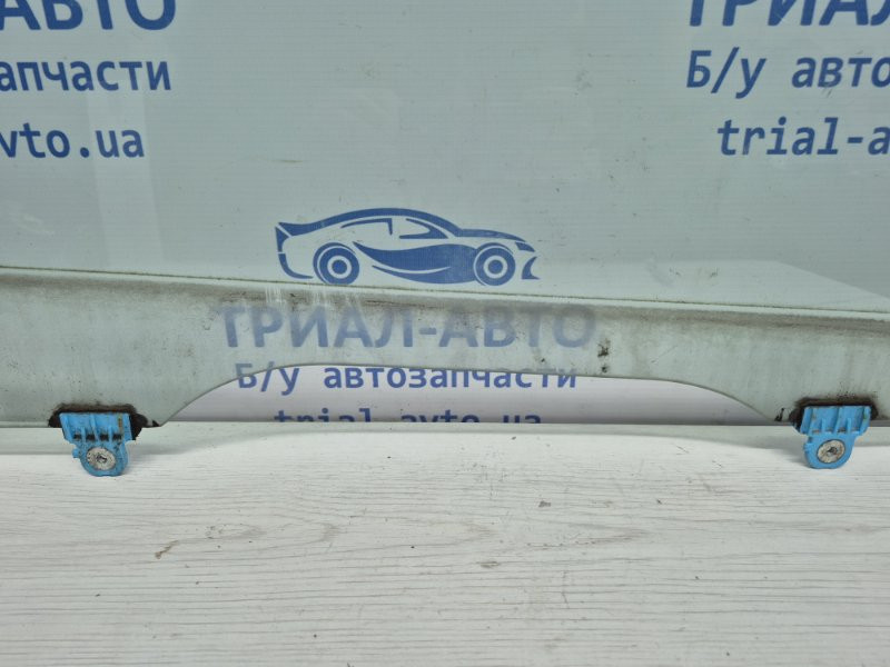 Стекло двери переднее правое Mitsubishi Outlander GF 2.2 DIESEL 4N14 2012 (б/у) Київ - зображення 2