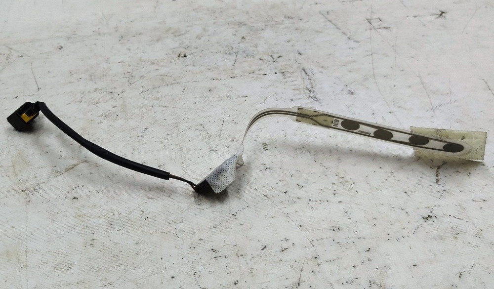 Датчик присутствия сиденья 2-го ряда Tesla model X 9876509-00-A Київ - зображення 2