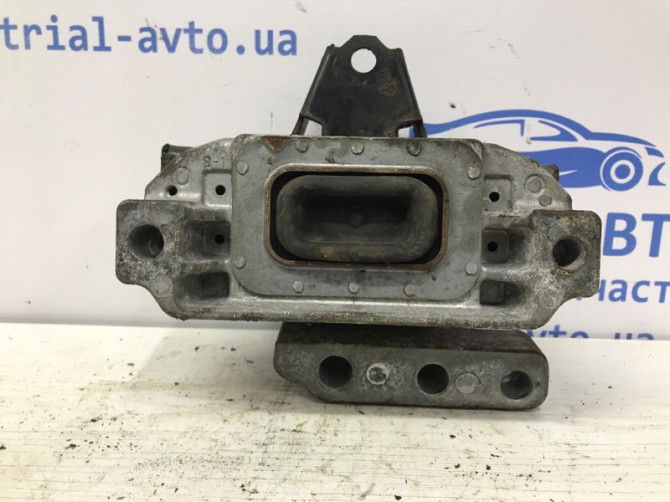 Подушка двс правая Mitsubishi Outlander GF 2.2 DIESEL 4N14 2012 (б/у) Київ - зображення 3
