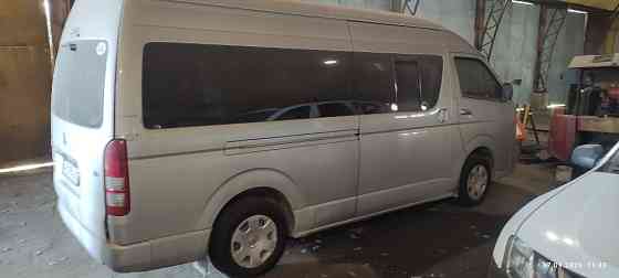 Продаж мікроавтобусу Toyota Hiace Кам'янське (Дніпродзержинськ)
