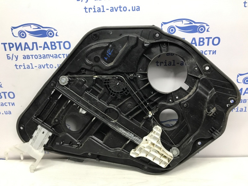 Стеклоподъемник задний правый Kia Ceed JD 1.6 DIESEL D4FB 2012 (б/у) Київ - зображення 2