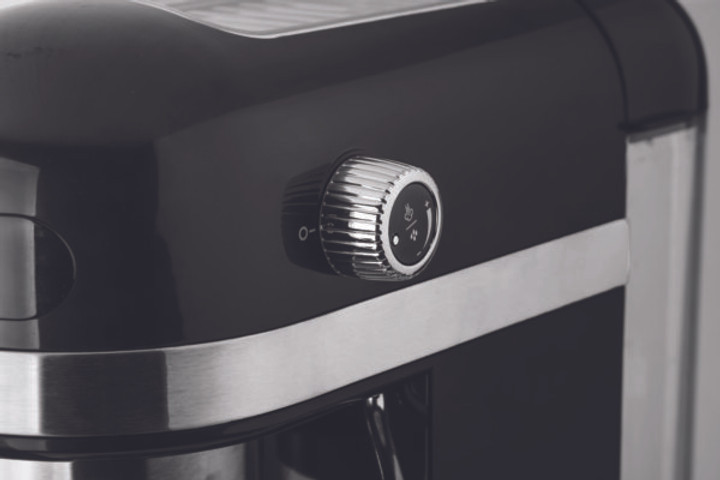 Кофеварка рожковая ZELMER ZCM7295 1350 Вт черная Київ - зображення 8