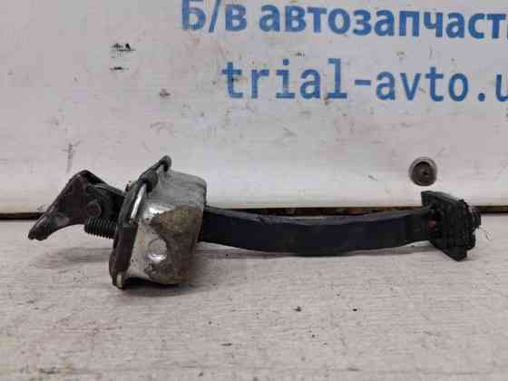 Ограничитель двери передний левый Hyundai Santa fe 2012-2019 793802W010 (Арт. 69901) Киев