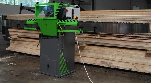 Заточувальний верстат для заточування широкострічкових пилок вальцювальний верстат Киев - изображение 2