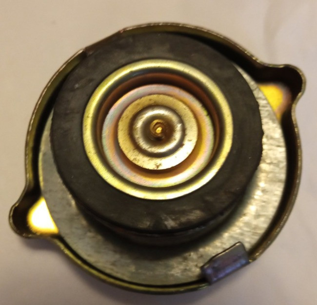 Кришка радіатора Сумы - изображение 1