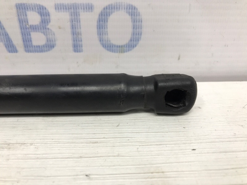 Амортизатор капота Kia Sorento 2009-2014 811702P000 (Арт. 54312) Київ - зображення 3