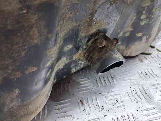 Бак топливный металлический Mitsubishi Pajero Wagon 3 3.2 ДИЗЕЛЬ 4M41 1999 (б/у) Киев