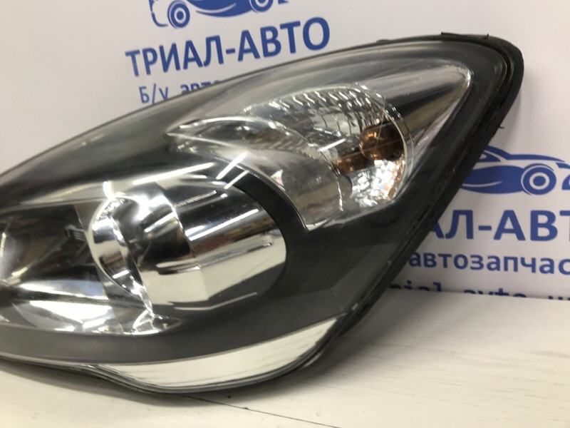 Фара левая галоген Рестайлинг Kia Ceed ED 1.6 DIESEL D4FB 2006 (б/у) Киев - изображение 2