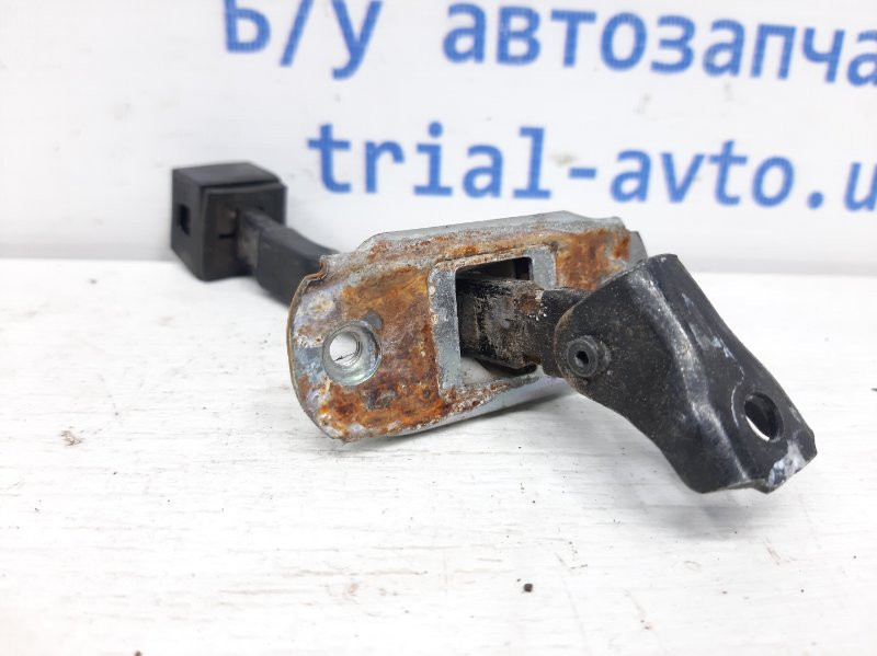 Ограничитель двери задний правый Mitsubishi Lancer 9 1.6 БЕНЗИН 4G18 2003 (б/у) Киев - изображение 2