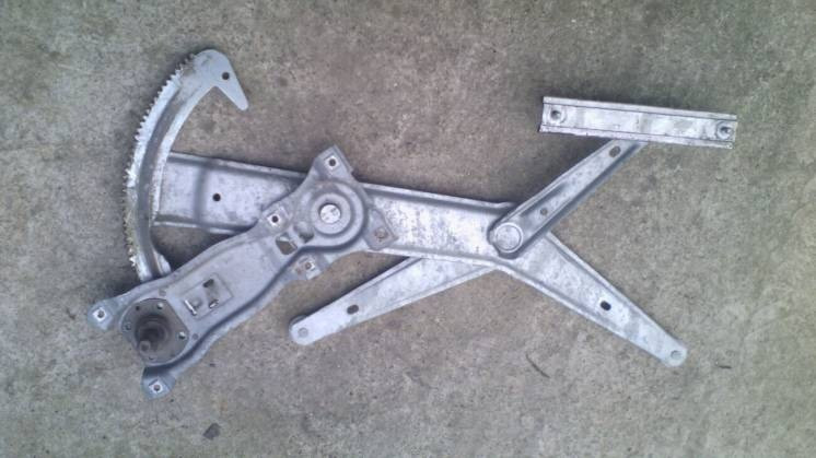 Склопідйомник передніх лівих дверей 513219323930 бмв е-30 оригінал Винница - изображение 2