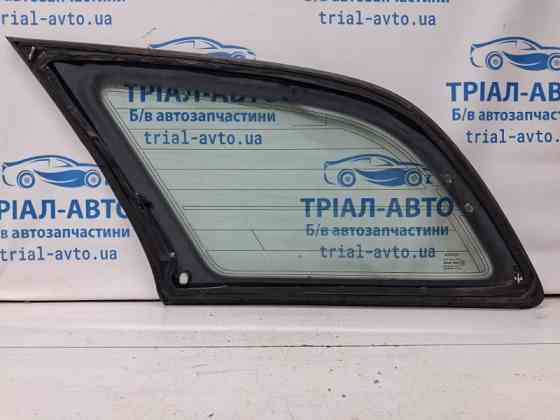 Стекло в кузов заднее правое Toyota Avensis T25 2.2 DIESEL 2ADFTV 2002 (б/у) Киев
