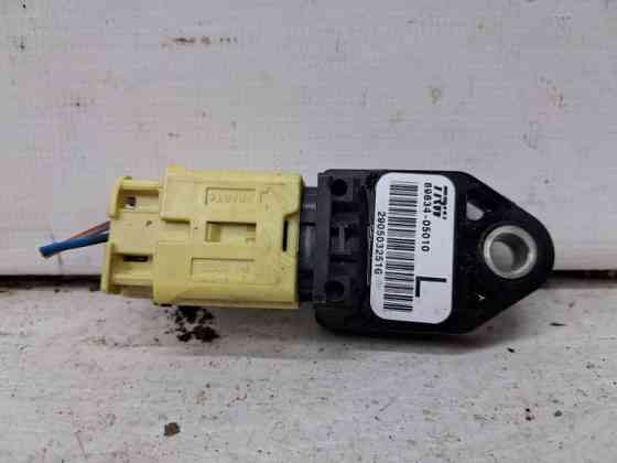 Датчик удара (AIRBAG) Toyota Avensis 2002-2010 8983405010 (Арт. 71284) Київ