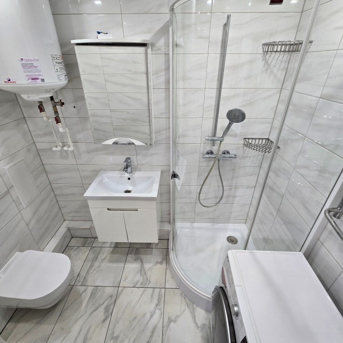 З великою гардеробною! 2-кімнатна ремонт+меблі Ювілейна/єВідновлення Кривий Ріг - зображення 3