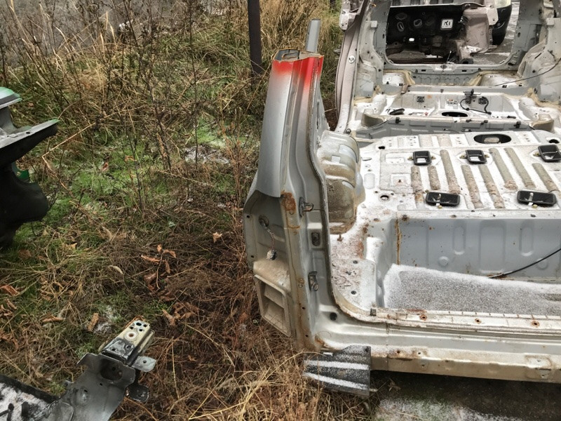 Четверть автомобиля задняя левая Mitsubishi Pajero Wagon 3 3.2 ДИЗЕЛЬ 4M41 1999 (б/у) Киев - изображение 7