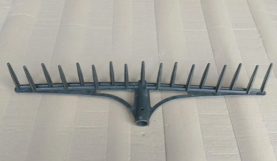 Грабли пластиковые квадратный зуб / шахматный зуб без черенка Киев