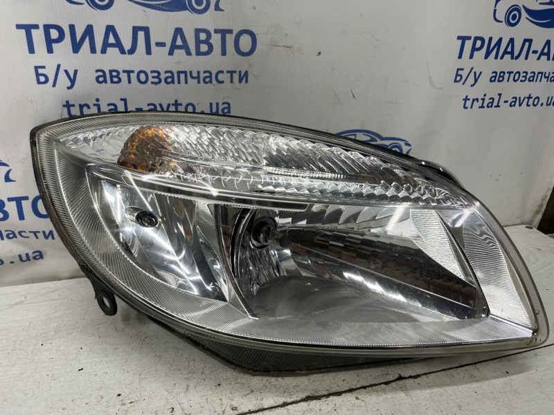 Фара правая Skoda Fabia 2007-2014  (Арт. 79584) Киев - изображение 2