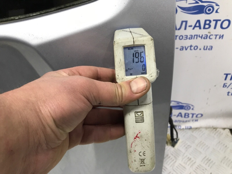 Крышка багажника Mitsubishi Pajero Wagon 3 3.2 ДИЗЕЛЬ 4M41 1999 (б/у) Киев - изображение 9