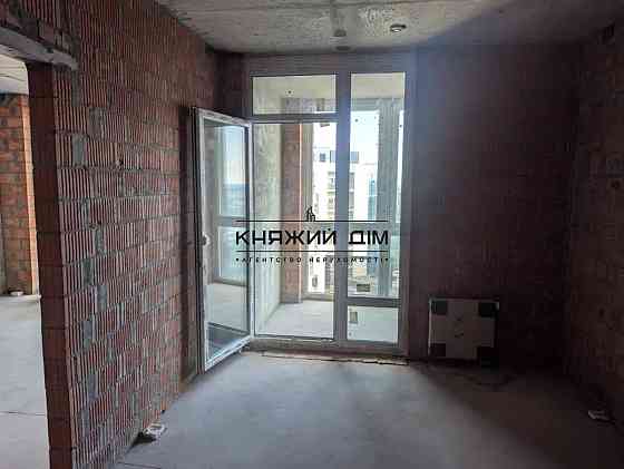 Видова 2-кімнатна квартира в ЖК Славутич Київ