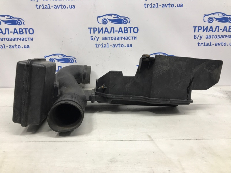 Воздухозаборник Toyota Land Cruiser J100 4.7 1998 (б/у) Киев - изображение 4