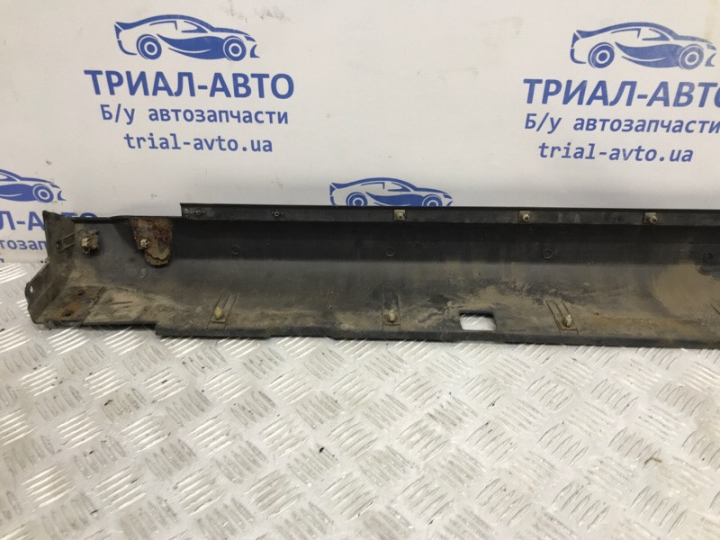 Накладка порога внешняя правая Kia Sorento BL 2.5 DIESEL D4CB 2002 перед. (б/у) Київ - зображення 5