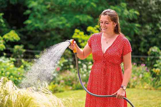 Пистолет - распылитель + 3 коннектора Multi Spray Soft Touch Starter Set HoZelock 2343 Київ