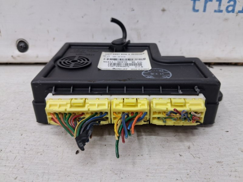 Блок комфорта Kia Sorento BL 2.5 DIESEL D4CB 2002 (б/у) Киев - изображение 2