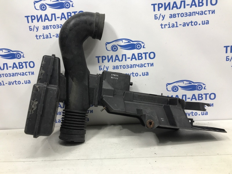 Воздухозаборник Toyota Land Cruiser J100 4.7 1998 (б/у) Киев - изображение 2