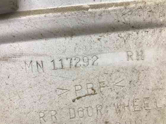 Накладка двери Mitsubishi Pajero Wagon 1999-2006 mn117292 (Арт. 57525) Киев